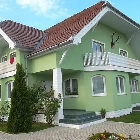Hajnal Vendeghaz Guest house